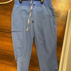 Figs scrubs Zamora Jogger.